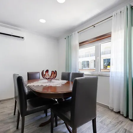 Casa Violeta * לאגוּ‏ש